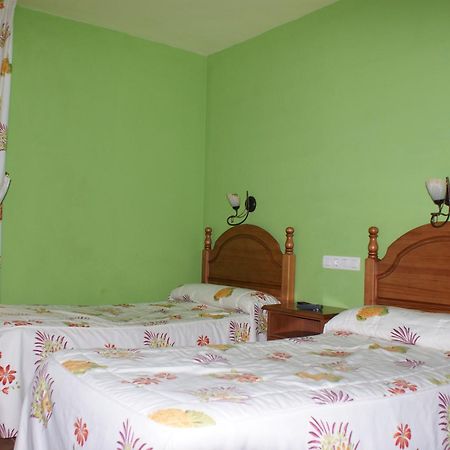 Hostal Carazo Torquemada Ngoại thất bức ảnh