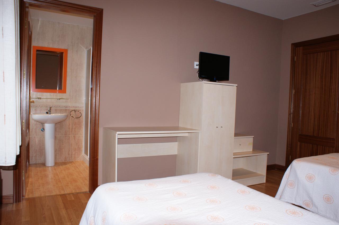 Hostal Carazo Torquemada Ngoại thất bức ảnh
