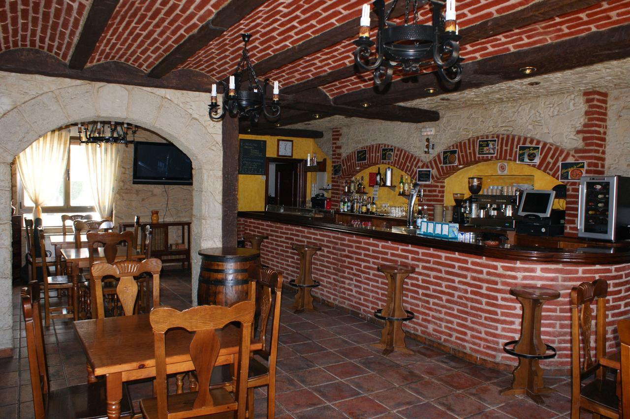 Hostal Carazo Torquemada Ngoại thất bức ảnh