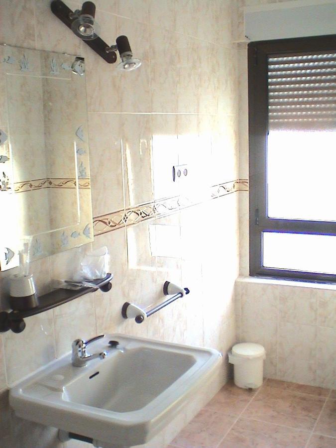 Hostal Carazo Torquemada Ngoại thất bức ảnh